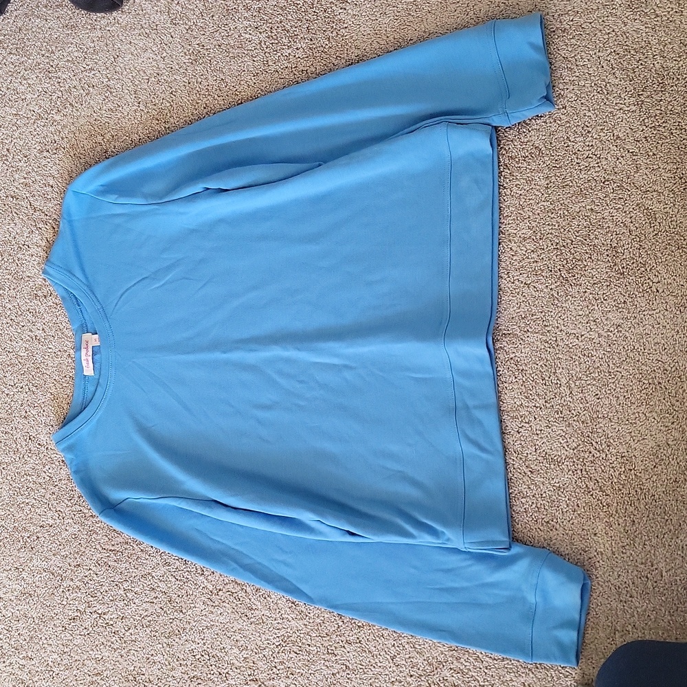 Light long sleeve/summer sweatshirt